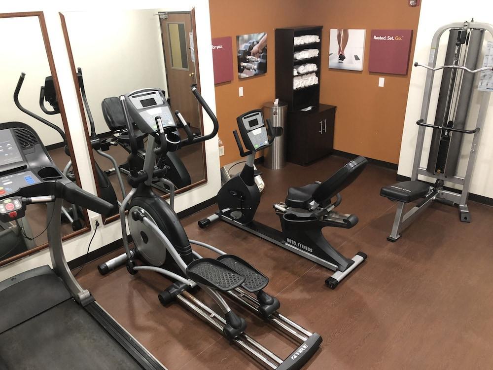 Comfort Suites Auburn Near I-69 Ngoại thất bức ảnh