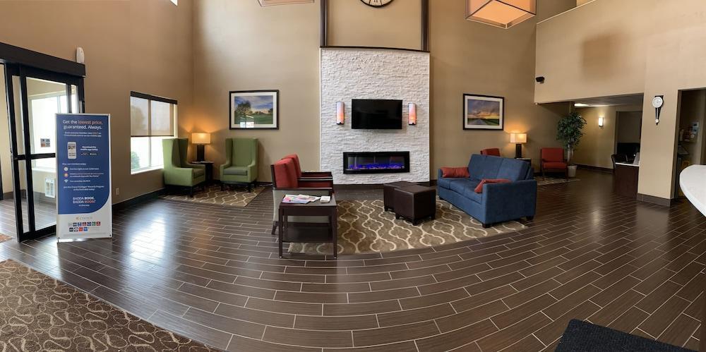 Comfort Suites Auburn Near I-69 Ngoại thất bức ảnh