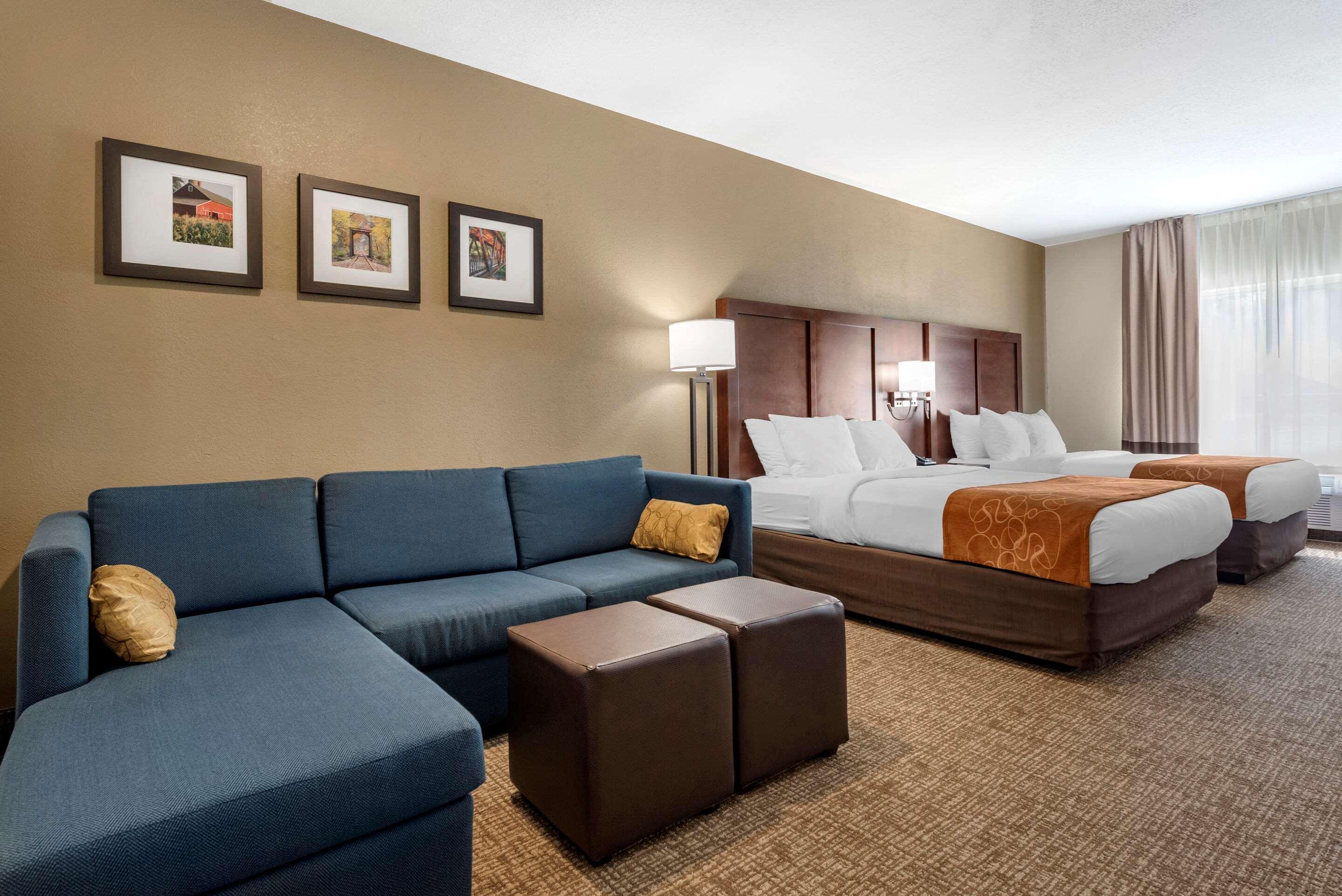 Comfort Suites Auburn Near I-69 Ngoại thất bức ảnh