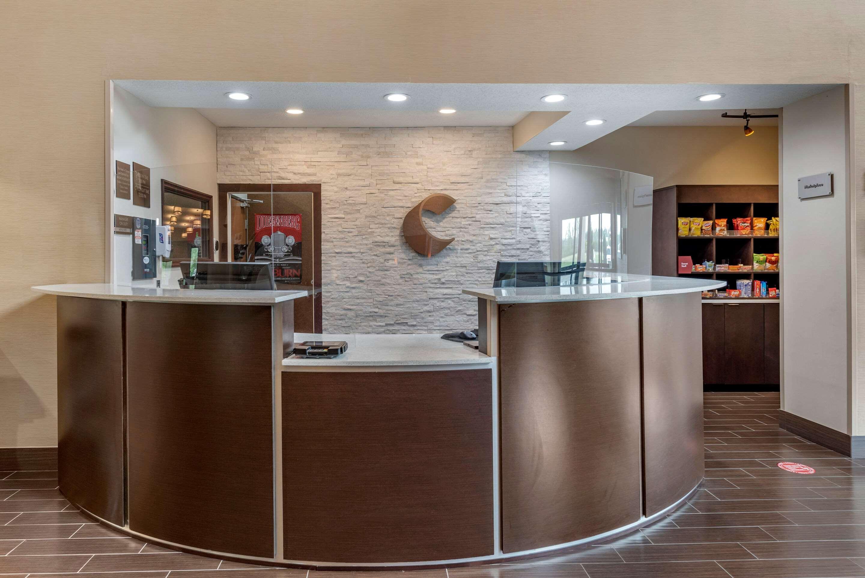 Comfort Suites Auburn Near I-69 Ngoại thất bức ảnh