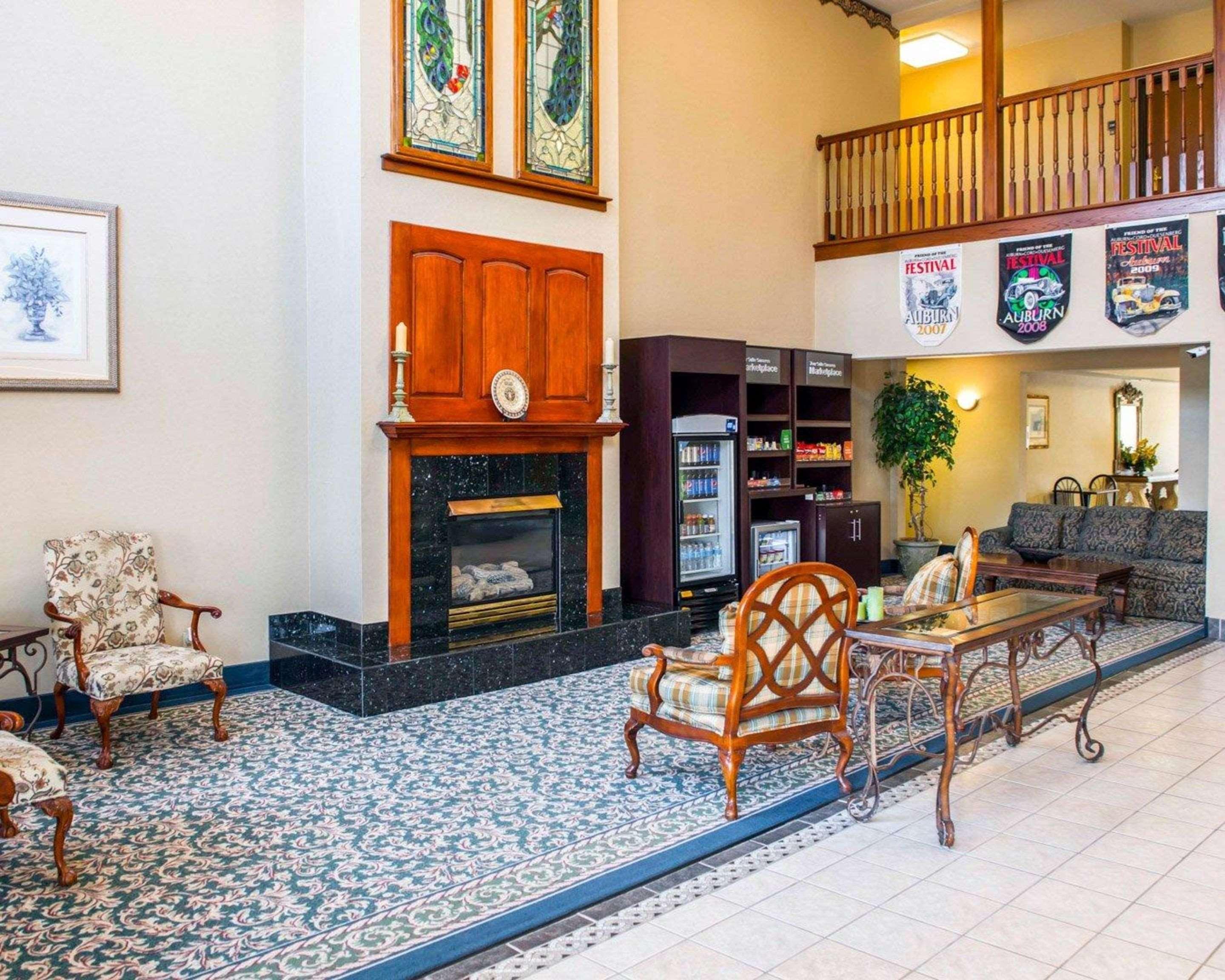 Comfort Suites Auburn Near I-69 Ngoại thất bức ảnh