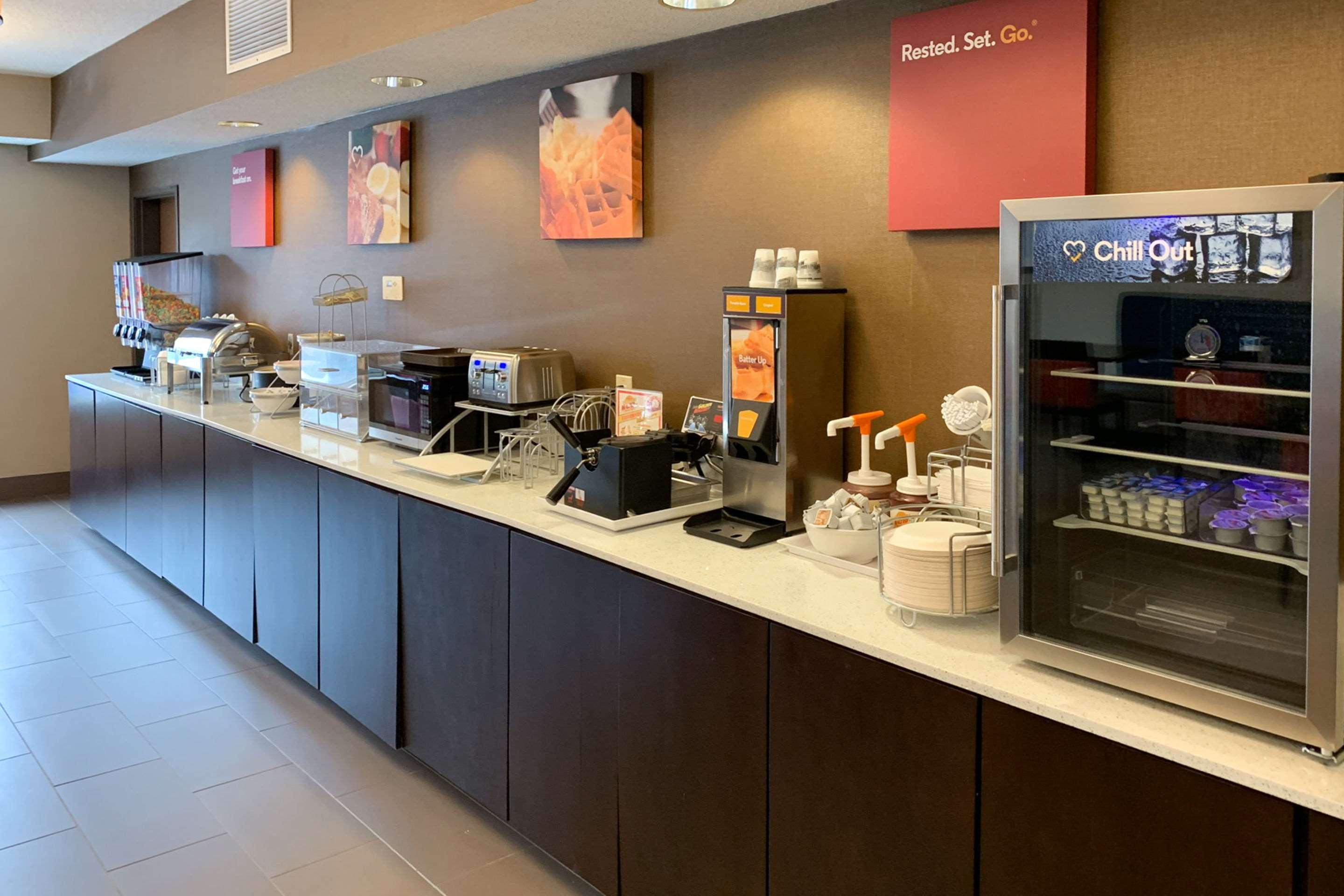 Comfort Suites Auburn Near I-69 Ngoại thất bức ảnh